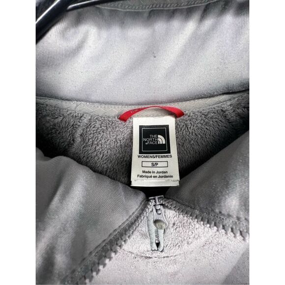 The North Face Grey Fuzzy Quarter Zip Pullover Jacket - Picture 4 of 6